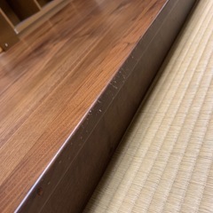 ダイニングテーブルの画像
