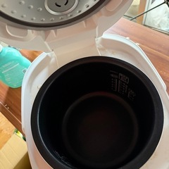 炊飯器の画像