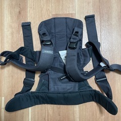 ベビービョルン　ネイビー【使いやすくオススメできます】の画像