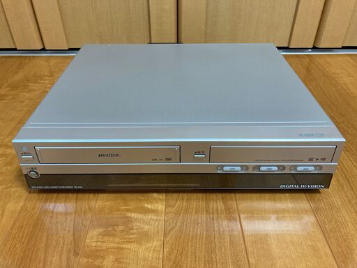 TOSHIBA　RDーXV81　レコーダー　ジャンク品