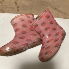 ピンク　苺柄長靴　15㎝