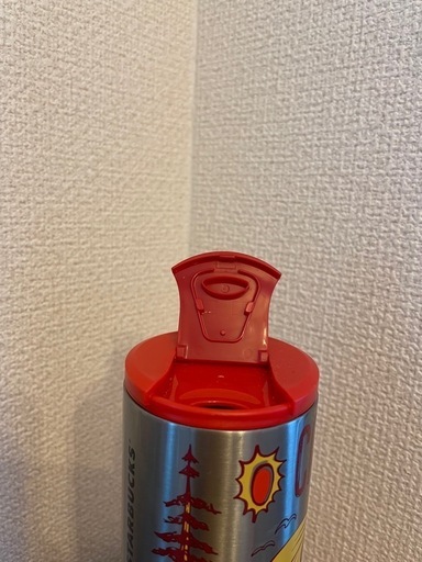 スタバ☆STARBUCKSアメリカ カリフォルニア限定の水筒 （新品未