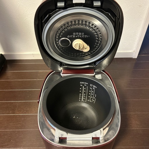 　炊飯器10合炊き