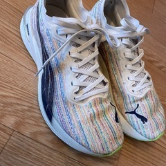 PUMAのスニーカー24.0cmの画像
