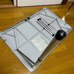 （決まりました）格安❗️【Coleman折りたたみテーブル】の画像