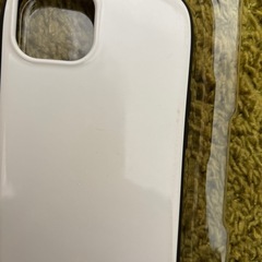 iFace iPhone13 ホワイト スマホケースの画像