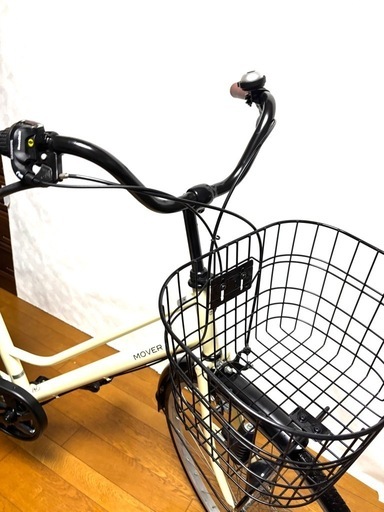 MUVERシティサイクルクリーム色26インチ