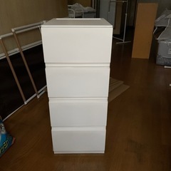 ニトリ　プラ
4段引き出し