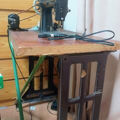 足踏みミシン(モーターに改良)の画像