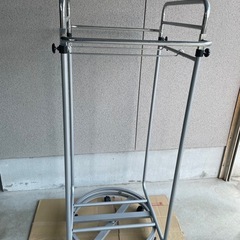  【決まりました】回転式ワードローブ