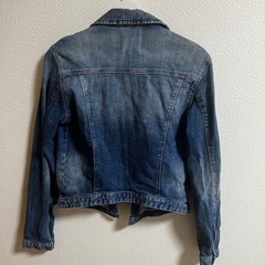 デニムジャケットの画像