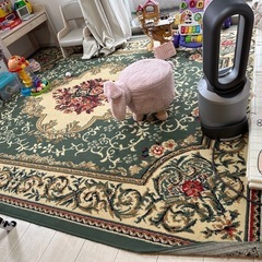 (受付終了)カーペット　200*250 (めくれあり)