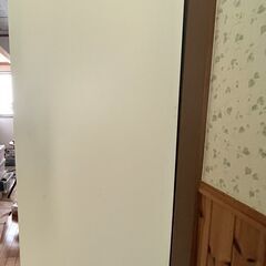 受渡し予定者あり！　【超美品】ディノス　光沢仕上げ引き戸ロッカー　幅120cmの画像