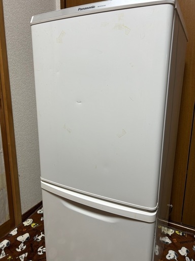 パナソニックの小型冷蔵庫です。