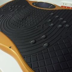 振動マシン 幅54cm リモコン付き ブルブルマシン 筋トレ/腹筋 エクササイズ フィットネス トレーニング 札幌市東区 新道東店の画像
