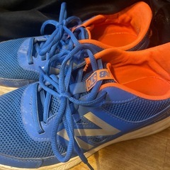 New Balance 530 青/オレンジ シューズ 23cm　小学生　男子の画像