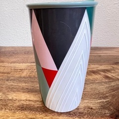 レア✨️限定品♡セラミックSTARBUCKS 12オンス タンブラー ホット ビバレッジ ジオメトリック トライアングル タンブラーの画像