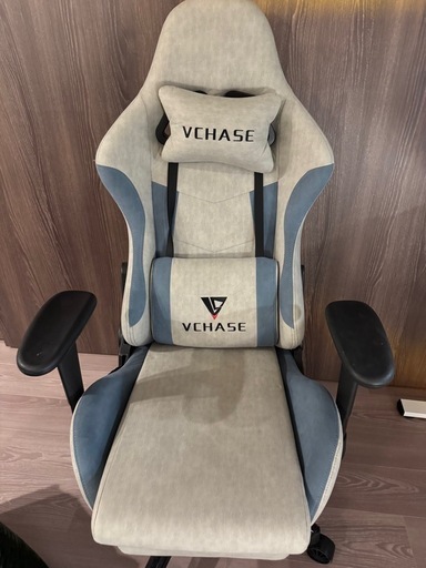 ゲーミングチェア　PC