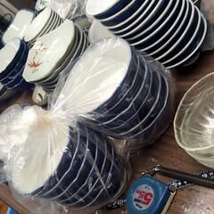 大量の食器を着払いで！の画像