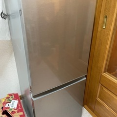 冷蔵庫　　AQUA ノンフロン冷凍冷蔵庫　AQR-13M(Ｓ)