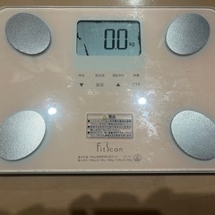 体脂肪率　体重計　タニタ　ピンク