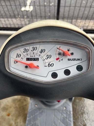 スズキ　50cc let's4　インジェクション　4スト　原付バイク