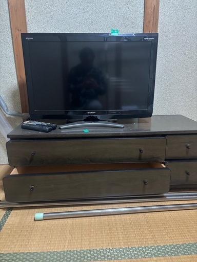 シャープAQUOS 2010年製液晶テレビ　32型