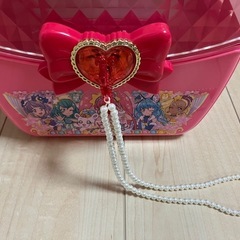 【最終値下げ‼️】プリキュア　カギ付きケースの画像