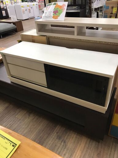 ☆ジモティー特別価格☆テレビ台　白【ジャングルジャングルイズミヤ広陵店】
