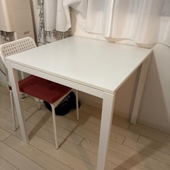 IKEAダイニングテーブル