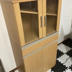 食器棚