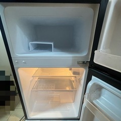 コンフィー(COMFEE')COMFEE'冷蔵庫90L2ドア右開きブ ラックRCT90BL(E)耐熱天板
の画像