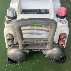 日立工機　エアコンプレッサー