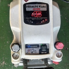 日立工機　エアコンプレッサーの画像