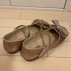 子供　キッズ　発表会用シューズの画像