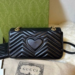 GUCCI ショルダーバック　正規品　表参道　新品未使用の画像