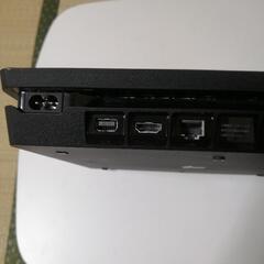 検討中PS4本体　コントローラー　ケーブル類の画像