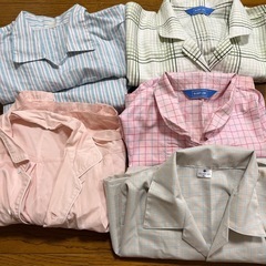 パジャマ色々セット　介護等に。の画像
