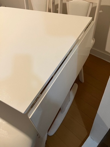 無料【ダイニングテーブルセット】出品しているものすべて持って行っていただける場合は、無料で差し上げます。