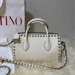 VALENTINO ショルダーバック　ハンドバック　新品未使用　伊勢丹　正規品の画像