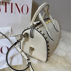 VALENTINO ショルダーバック　ハンドバック　新品未使用　伊勢丹　正規品の画像