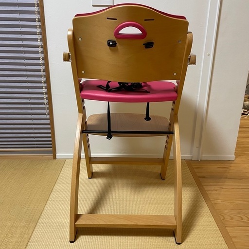 美品 限定色 Abiie ビヨンドジュニア ハイチェア ピンク ラズベリー 美品 Beyond Junior ビヨンドジュニア ハイチェア ピンク