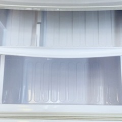 (送料無料) 2021年 極美品 2ドア冷蔵庫 SHARP 137L 霜取り不要 どっちもヒンジ 耐熱天板 ⑤ の画像
