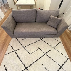 4月5日のお渡し希望　3人用ソファ　ニトリの画像