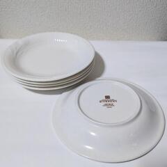 ジバンシー(GIVENCHY) 未使用　　ホワイトプレート５枚の画像