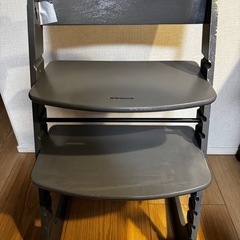 ベビーダイニングチェアの画像