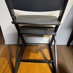 ベビーダイニングチェアの画像