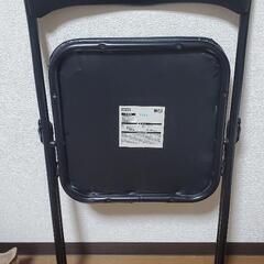 パイプ椅子