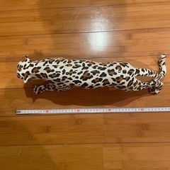 ヒョウの置物の画像