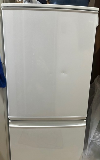 シャープ冷蔵庫 137L （2014年製）